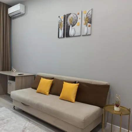 Современная 1 Комнатная В Центре Для 3 Гостей Almaty Exterior photo