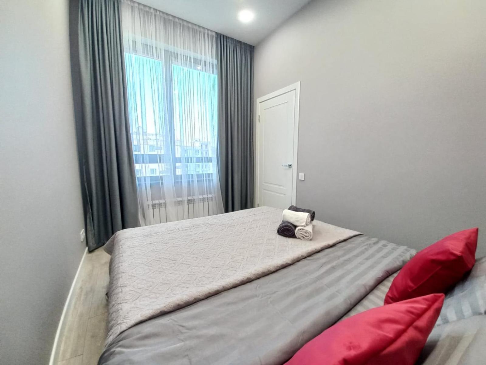 современная 1 комнатная в центре для 3 гостей Apartment